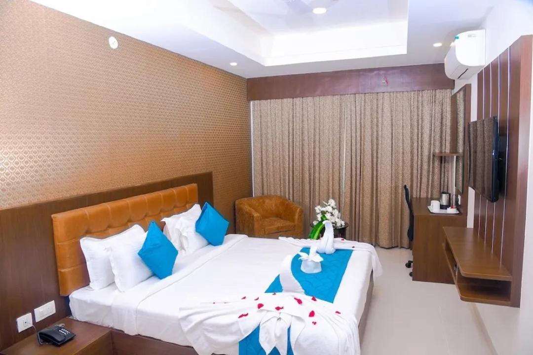 ホテル Blue Ocean Residency バンガロール エクステリア 写真